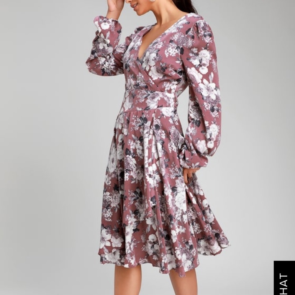 Lulu’s purple floral dress